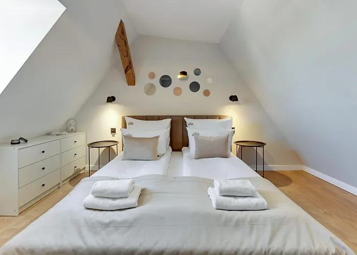 Daire Grunwaldzka Attic By Downtown Gdansk