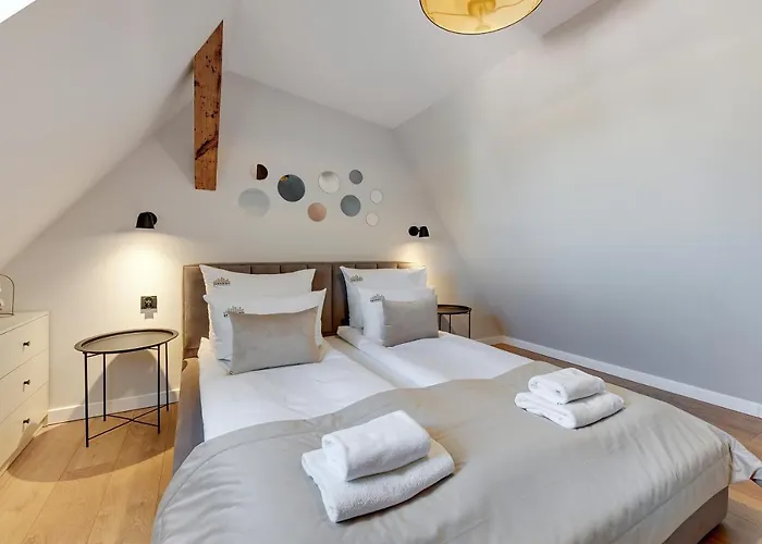 Grunwaldzka Attic By Downtown Daire *